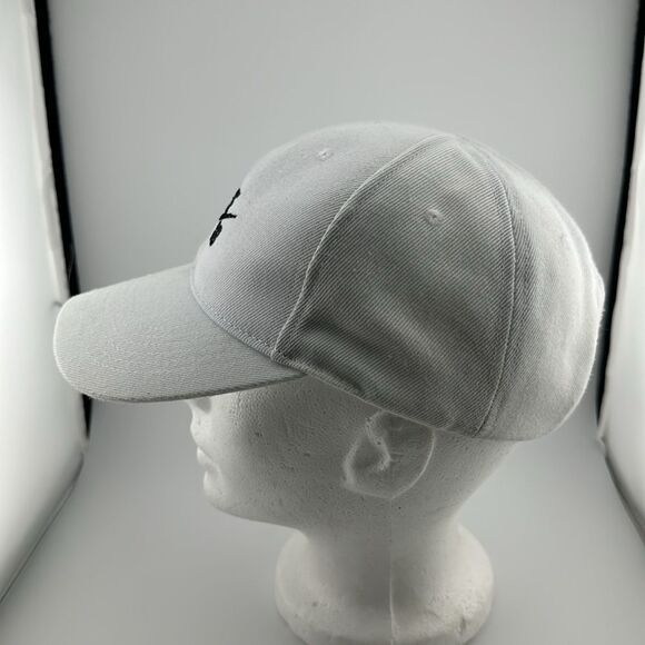 Kids Nike SB white SnapBack hat - Picture 2 of 4